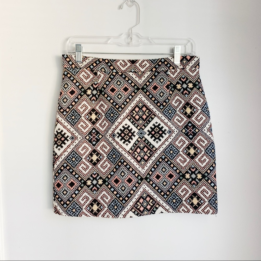 Angie - Aztec Printed Mini Skirt - Size Small